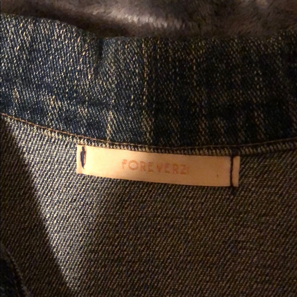 Jean jacket - Picture 4 of 4